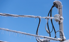 冷熱沖擊試驗(yàn)箱助力通信設(shè)備在極端環(huán)境下的穩(wěn)定性測(cè)試